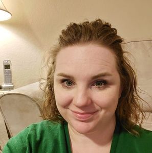 Meet your Posher, Lindsay